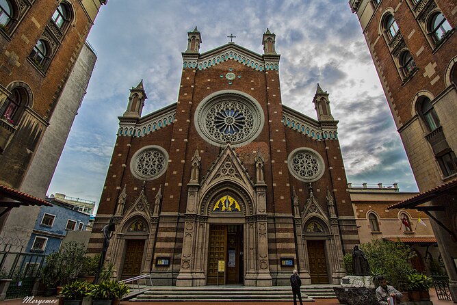 Istanbul Modern City - Galata & Pera & Taksim Guided Walking Tour - Discovering the Hidden Corners of Pera and Cihangir