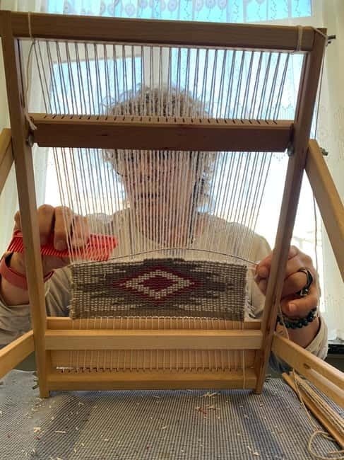 Istanbul: Turkish Carpet/Rug Weaving Workshop with Artisan - Crafting a Rug: The Workshop Environment and Materials