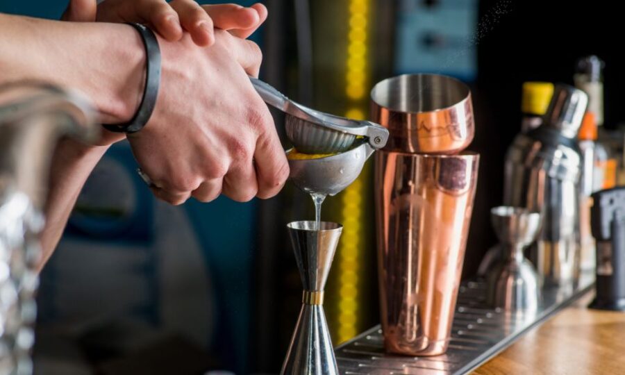 Italian Cocktail workshop - mixology class - An Intimate, Small-Group Setting