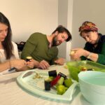 Izmir: Authentic Turkish Home Cooking Class with Locals - Starting in a Warm Turkish Home in Central Izmir