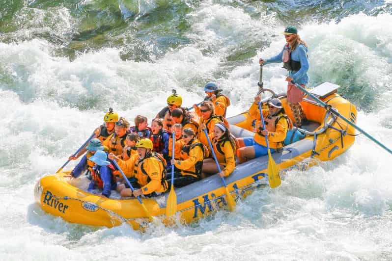 Jackson: 8-Mile Classic Boat Whitewater Rafting Trip - Exploring the Snake River in Wyoming