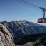 Jackson Hole: Aerial Tram and Gondolas Sightseeing - How the Jackson Hole Aerial Tram Offers Mountain Majesty