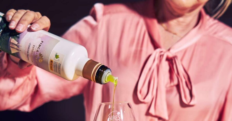 Jaen: Olive oil tour with the 5 senses, grove and tasing - The Location and Setting of the Olive Estate in Jabalquinto