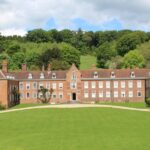 James Bond Classic Tour from London - Starting Point: Private Pickup and Transportation