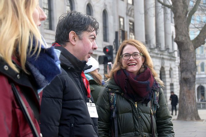 James Bond Film Location Walking Tour in London - The Mall: From Royal Parades to Espionage Scenes