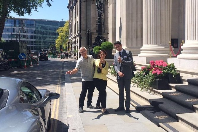 James Bond Filming Locations: Private Black Cab Tour in London - Starting Point and Transportation in a Private Black Taxi