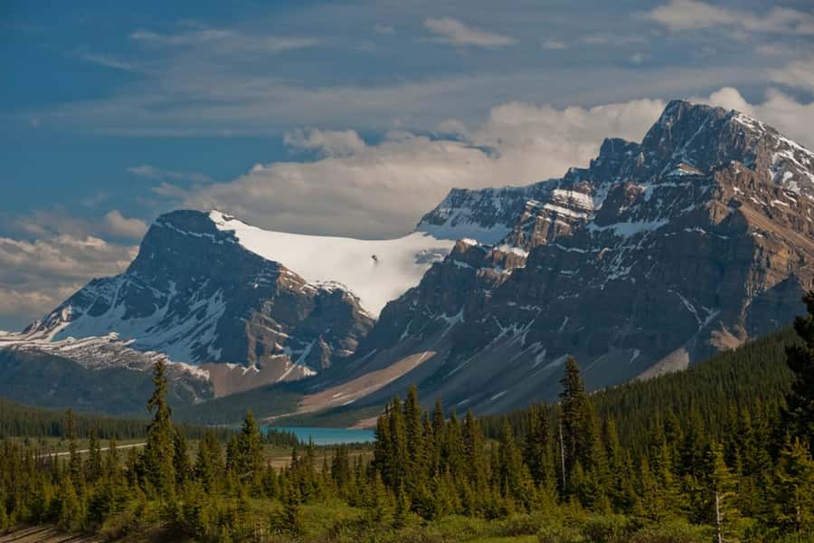 Jasper: Columbia Icefield Tour Skywalk, Glacier and Lakes - Up Close at Crowfoot Glacier and Bow Lake