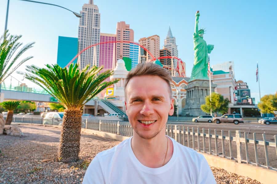 Jewish History Private Walking Tour of the Las Vegas Strip - The Tour Starts at The Cromwell in Las Vegas