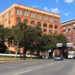 JFK Assassination and Museum Tour with Lee Harvey Oswald Rooming House - Exploring the Grassy Knoll and Its Conspiracy Aura