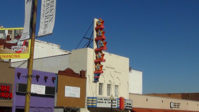 JFK Assassination Tour with Lee Harvey Rooming House - Stopping at Dealey Plaza and the Kennedy Memorial