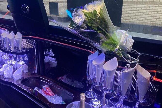 JFK to Manhattan: VIP Private Transfer (SUV, Limousine, Van) - Meeting Point at JFK and Outside Pickup Procedure