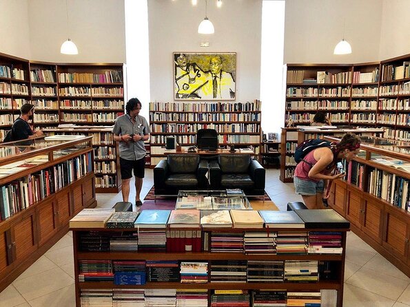 Jose Saramago House and Library Museum Tickets - Unique Features: Engraving by Goa Xingjian and Souvenir Shop