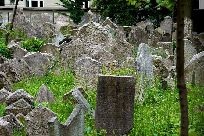 Josefov and the Jewish Museum in Prague - The Starting Point: Meeting at Your Hotel