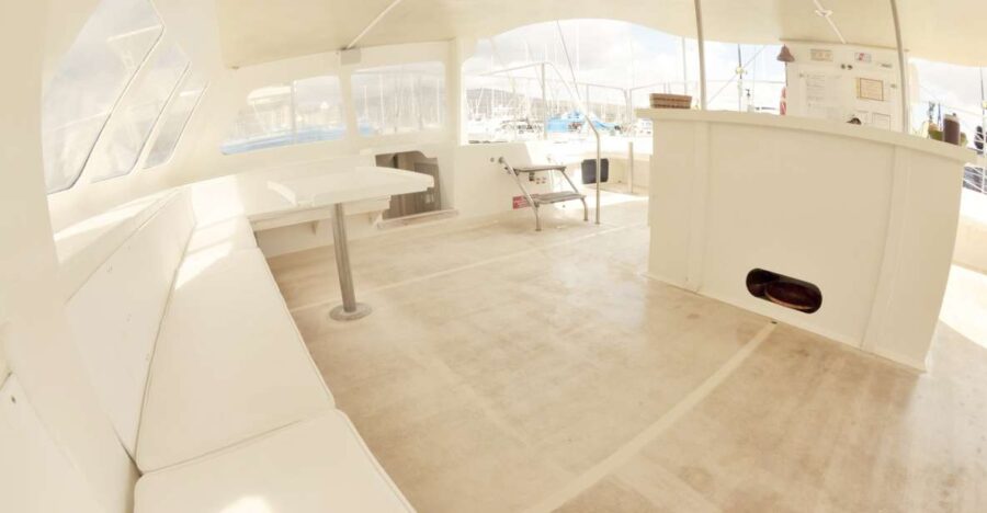 Kailua-Kona: Catamaran Cruise with Huallai Volcano Views - The Approach to Hualalai Volcano from the Water