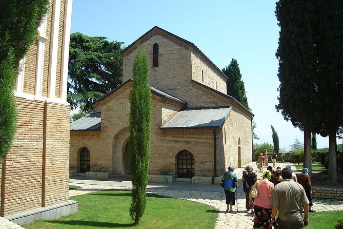 Kakheti: Sighnaghi city of love, Bodbe, Corporation Kindzmarauli - Exploring Signagi, the City of Love