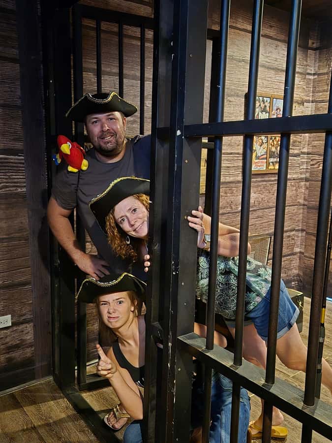 Kapolei: Blackbeard's Escape Room Experience - Themed Setting Based on Pirates of the Caribbean