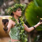 Kauai: VIP Manor House Dinner & Luau Kalamaku Show - The Torch-lit Stroll to the Luau Pavilion