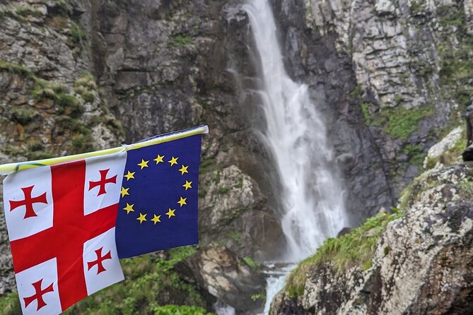 Kazbegi & Gudauri Private Full-Day Tour From Tbilisi - Exploring the Ananuri Fortress and Its Historical Significance