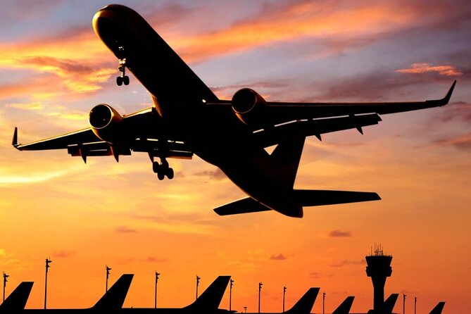 KEF Airport: Private Transfer to/from Reykjavik in Iceland - Customized Return Transfers with Flight Tracking and Flexible Timing