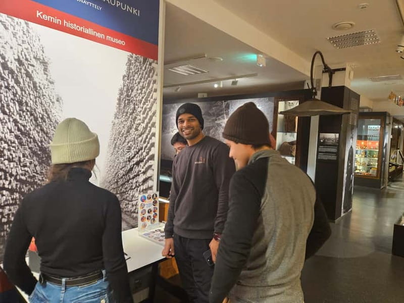 Kemi: Museum Tour - What You See at the Cartoon Center and Modern Art Museum