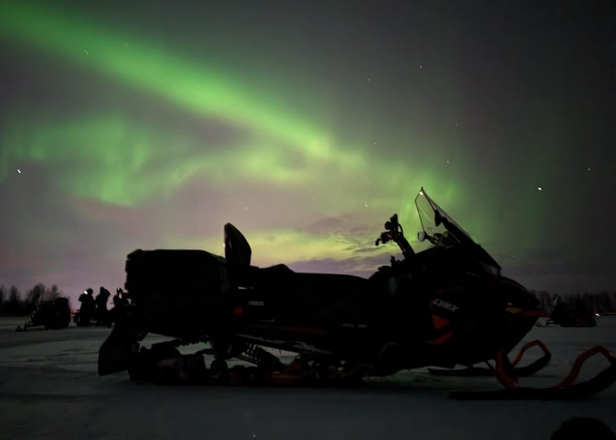 Kemi-Tornio: Night Safari on Snowmobiles - The Experience of Driving a Snowmobile in Arctic Darkness