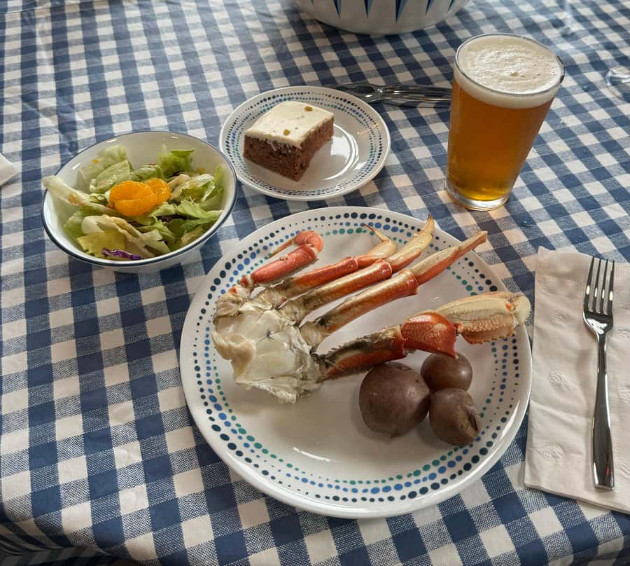 Ketchikan: Alaskan Crab Feast - Watching the Daily Catch at Ketchikan Harbor