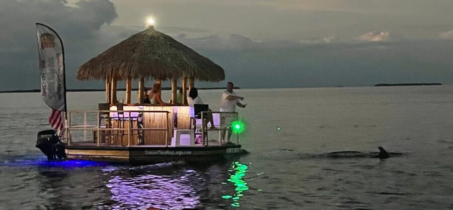 Key Largo: Cruisin' Tikis Key Largo - Sunset Cruise - The Experience of a Floating Tiki Bar in Florida Bay
