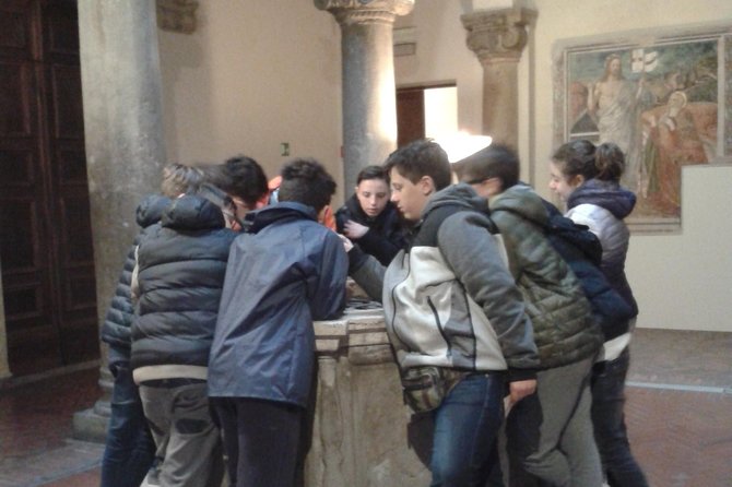 Kid tour in Siena - Starting Point at Piazza Madre Teresa di Calcutta