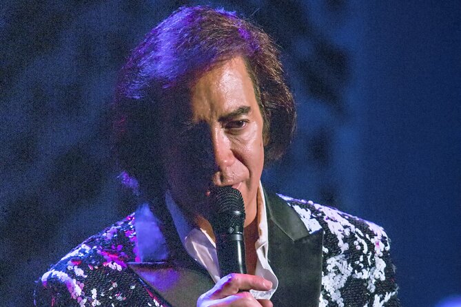 King of Diamonds: The Neil Diamond Tribute Show in Las Vegas - The Performance Led by Rob Garrett