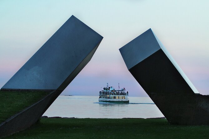 Kingston Shipwreck Cruise - Scenic Waterfront and Kingston’s Maritime Setting
