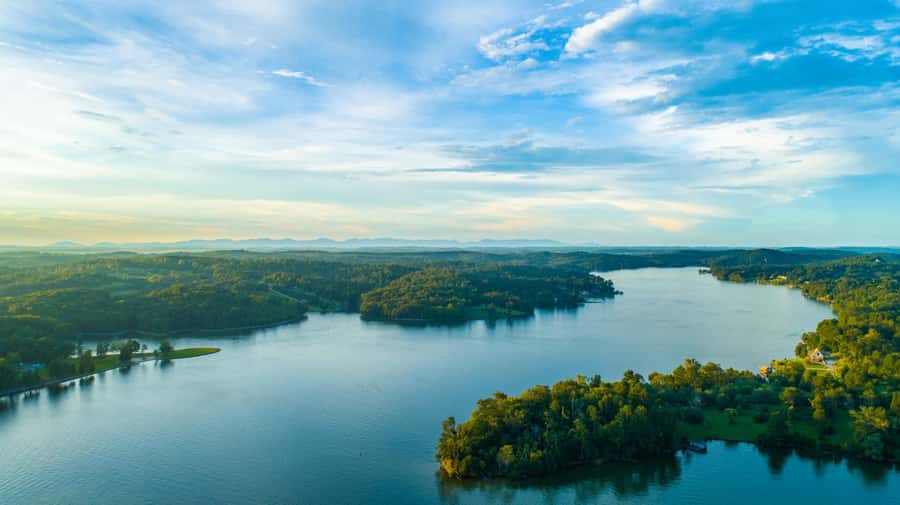 Knoxville: Scenic Lunch Cruise on the Tennessee River - Starting Point and Parking at Volunteer Landing Marina