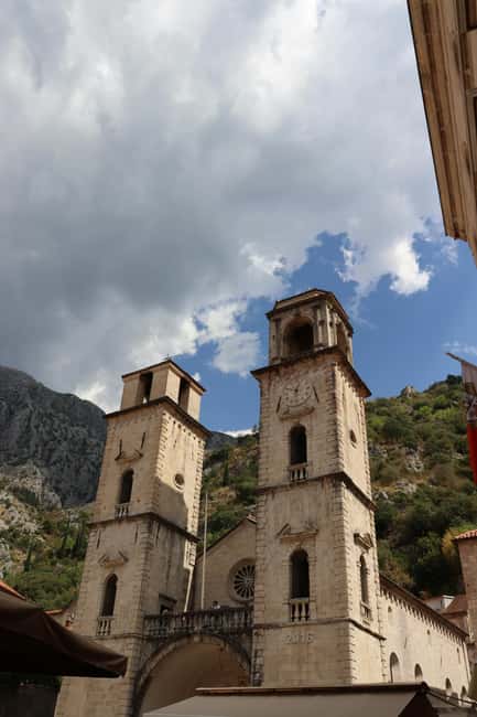 Kotor: Old Town Charms & 9 Local Tastings with Souvenirs - Exploring Kotors Iconic Landmarks and Hidden Corners