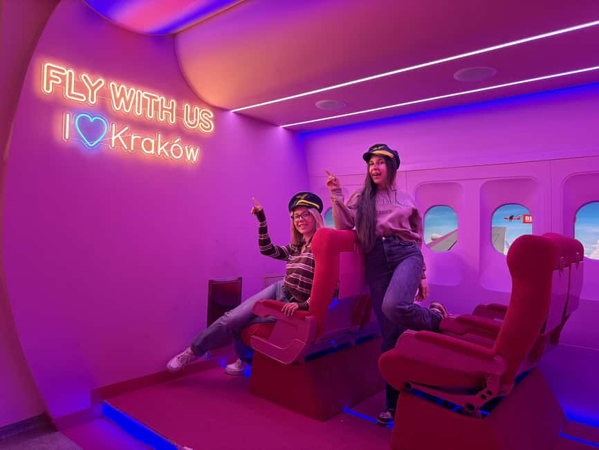 Kraków - Be Happy Museum - entry ticket - Unique Photo Opportunities: Dozens of Creative Scenes