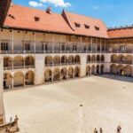 Krakow: Skip-the-Line Wawel Castle and Hill Guided Tour - Fast-Track Entry to the Wawel Castle State Rooms