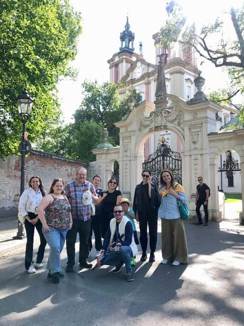 Krakow: Small group Tour with a licensed guide Eugene - Wawel Castle: The Polish Royal Heart and Dragons’ Den