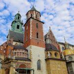 Krakow: Wawel Castle Guided Tour with Skip-The-Line Entry - Starting Point and Tour Duration
