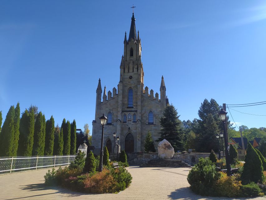 Krakow: Zakopane, Cable Car, Tatra Mountains & Scenic Views - Exploring Chochoów Village and Podhale Heritage