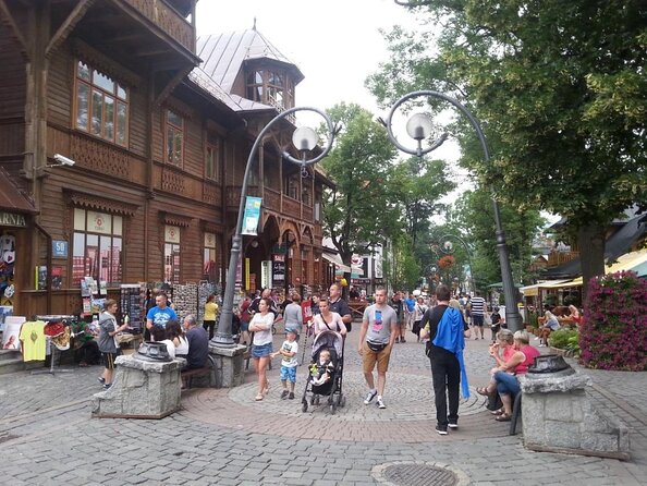 Krakow: Zakopane Tour with Optional Hot Bath Pools - Visiting the Oldest Traditional Mountain Hut in Koscielisko