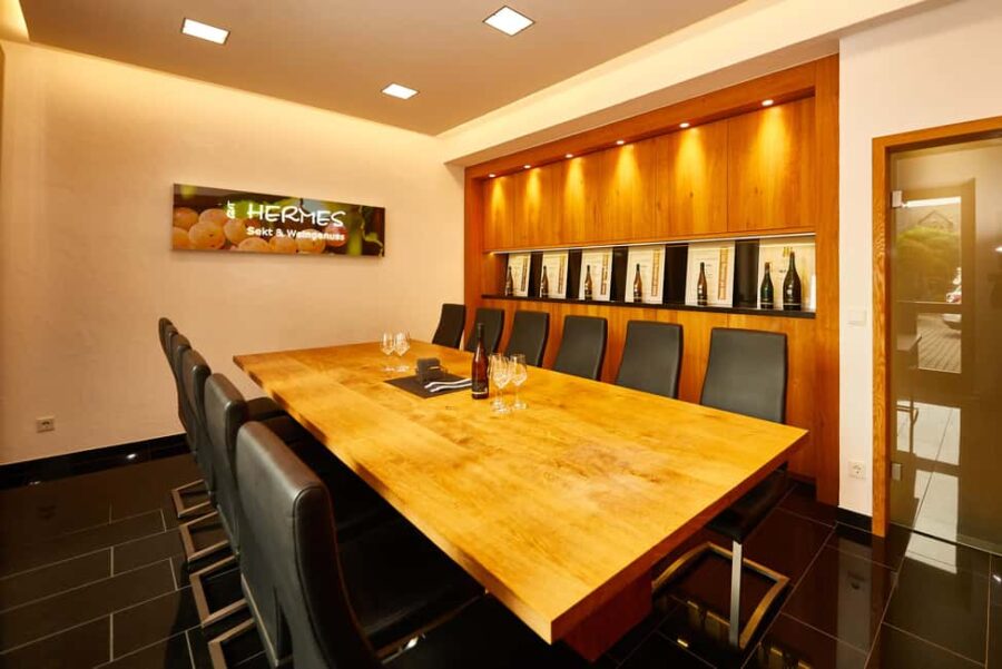 Kröv/Gut Hermes: Wine tour & tasting through the vineyard, winery, & sparkling wine factory - The Starting Point: The Courtyard of Gut Hermes