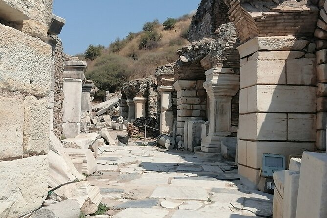 KUSADASI & EPHESUS Port PRIVATE Tour for Cruise Guests-SAVE TIME - Exploring the Ancient City of Ephesus in Depth