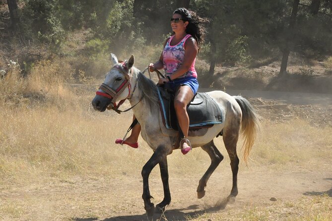 Kusadasi Horse Safari - The Role of Professional Guides and Safety Measures