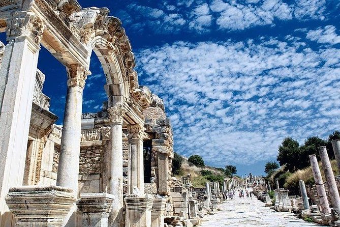 Kusadasi Shore Excursion: Private Full-Day Tour to Ephesus, Didyma and Miletus - Exploring Miletus: The Ancient Greco-Roman City