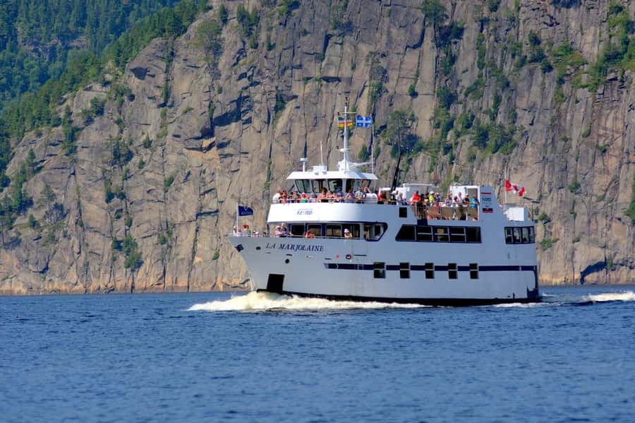 La Baie: 3-Hour Saguenay Fjord Classic Cruise with Guide - What the 3-Hour Saguenay Fjord Cruise Includes