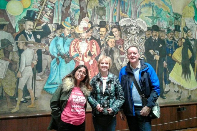 La Catrina & Muralism: Diego Riveras Legacy & Frida Kahlo - Exploring the Museo Vivo del Muralismo