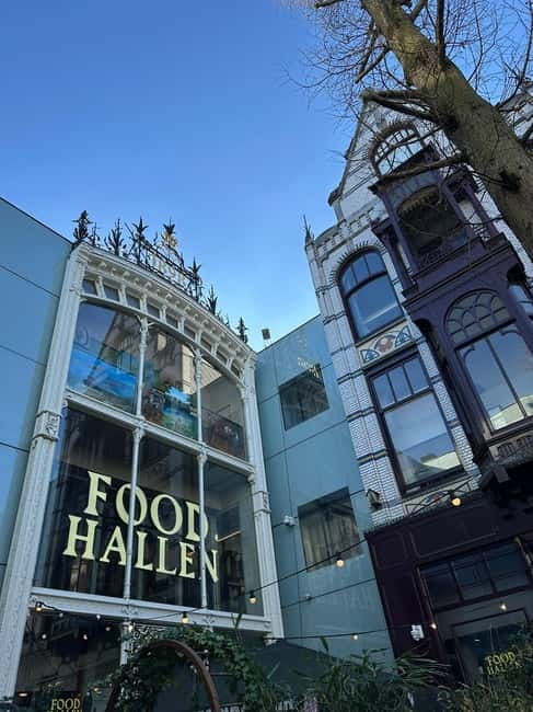 La Haye: "Art Nouveau" guided tour - The Iconic Stops at Buitenhof and Other Central Locations