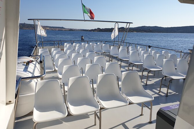 La Maddalena Archipelago and Caprera Boat Tour from Palau - The Experience: Crew, Guides, and Atmosphere