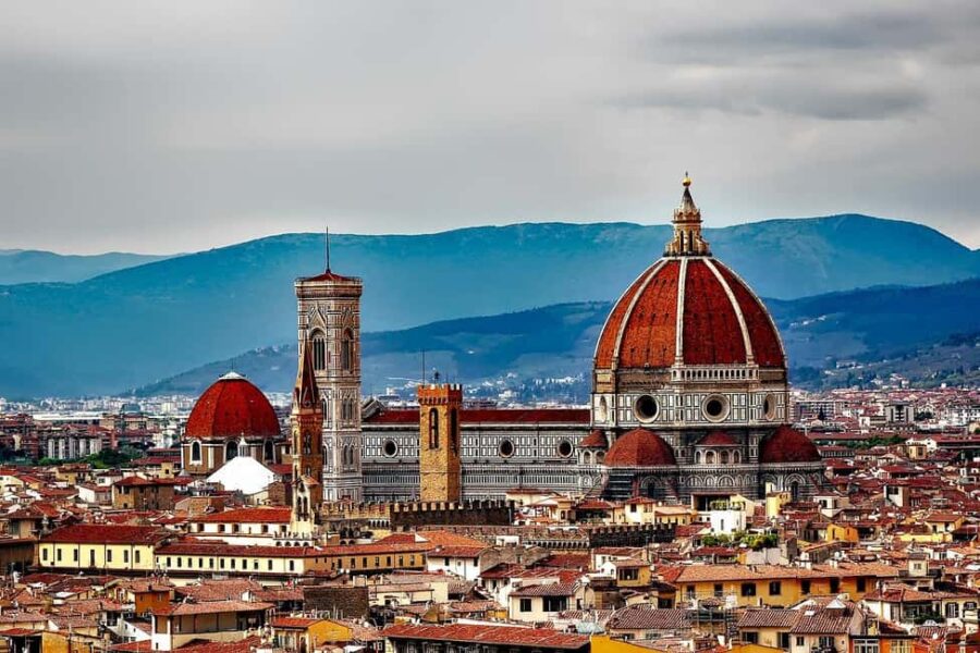La Spezia: Guided Tour of Florence & Pisa with Bus Transfer - Exploring Florence’s Artistic and Architectural Highlights