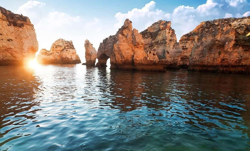 Lagos: Private Luxury Cruise with Tapas and Drinks - Setting Sail from Marina de Lagos to Explore the Algarve Coast