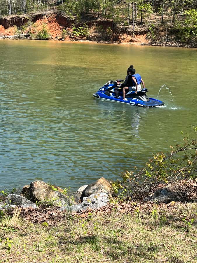 Lake Allatoona: Yamaha VX Cruiser Jet Ski Rental - Lake Allatoona’s Scenic Setting and Rental Experience