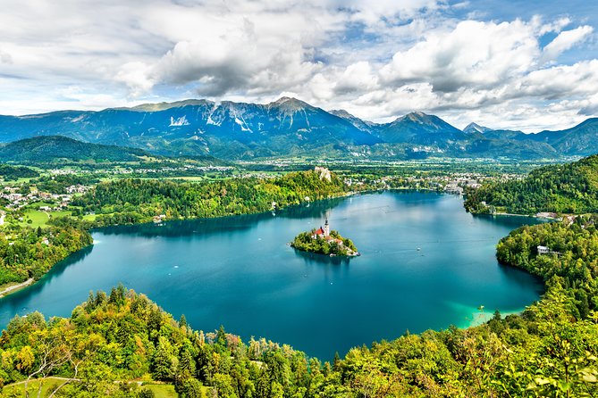 Lake Bled and Bohinj with Savica waterfall included - Discover Lake Bled and Its Medieval Castle
